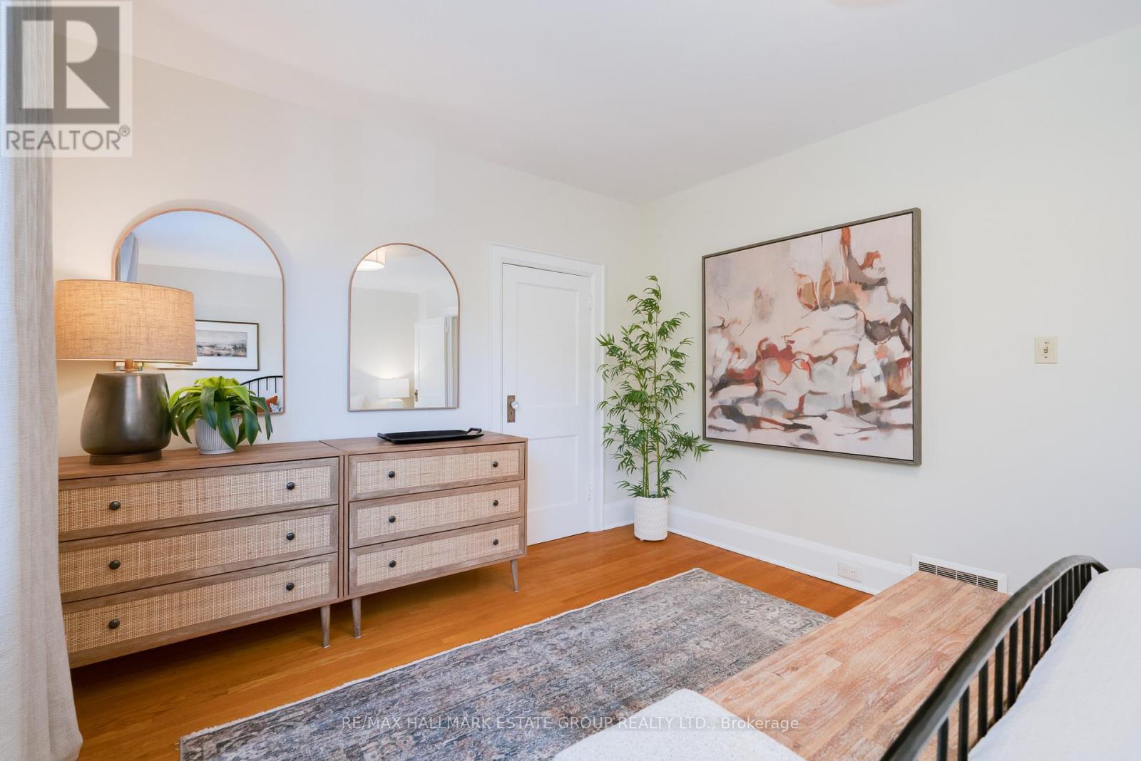 61 Springdale Boulevard, Toronto, Ontario  M4J 1W6 - Photo 18 - E12490202