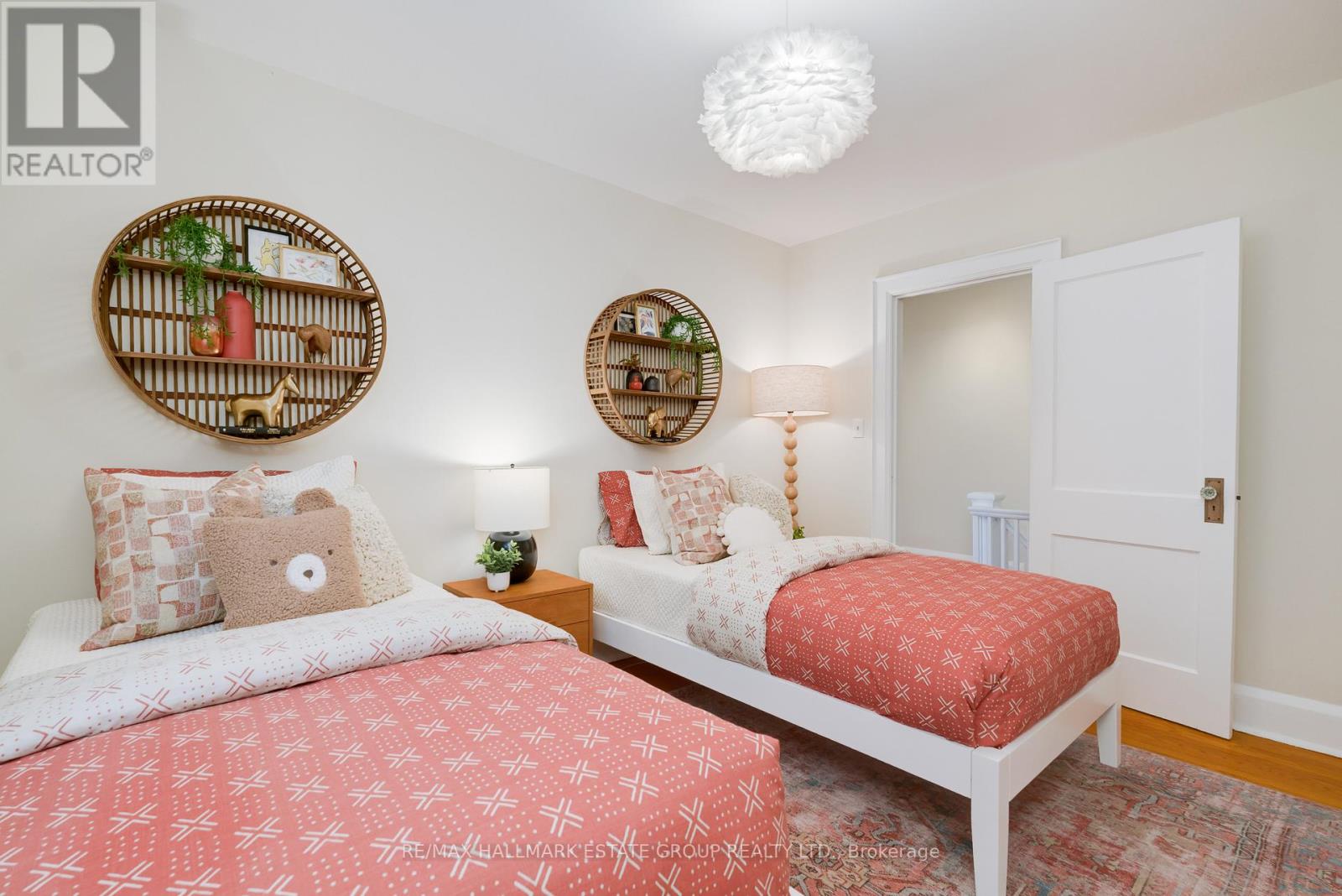 61 Springdale Boulevard, Toronto, Ontario  M4J 1W6 - Photo 21 - E12490202