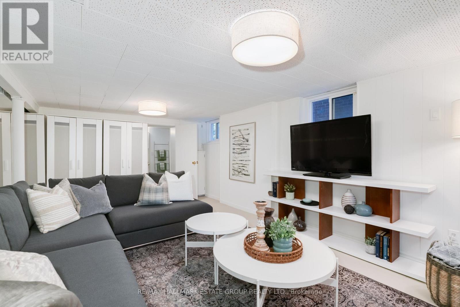 61 Springdale Boulevard, Toronto, Ontario  M4J 1W6 - Photo 32 - E12490202