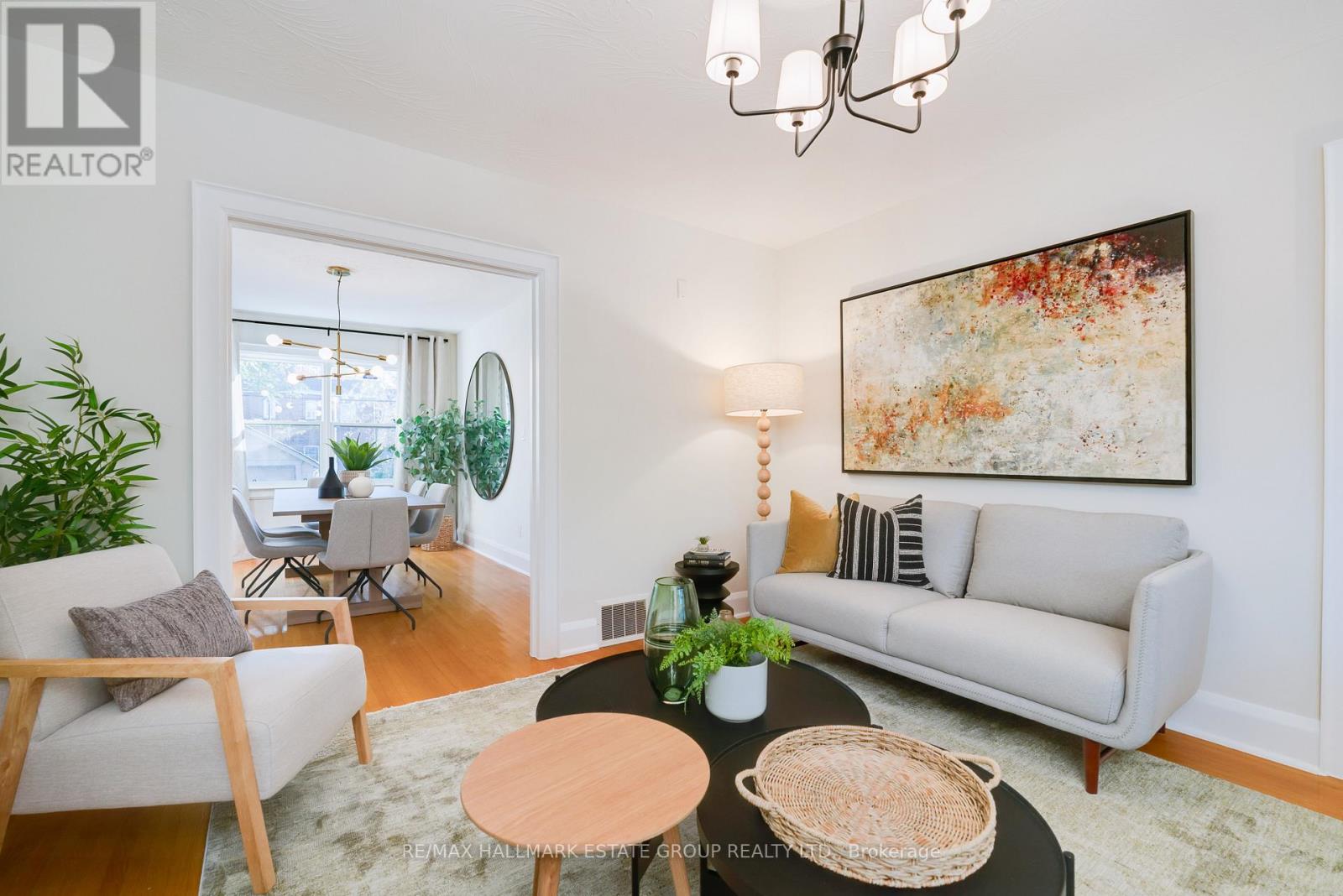 61 Springdale Boulevard, Toronto, Ontario  M4J 1W6 - Photo 5 - E12490202