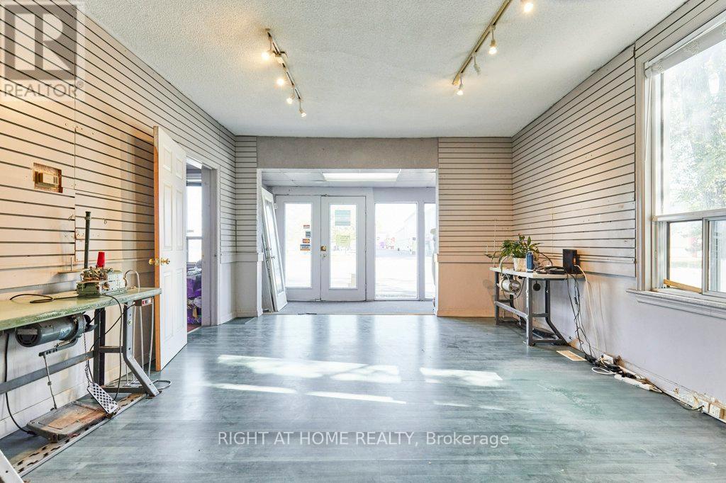 562 Simcoe Street S, Oshawa, Ontario  L1H 4K2 - Photo 17 - E12490238