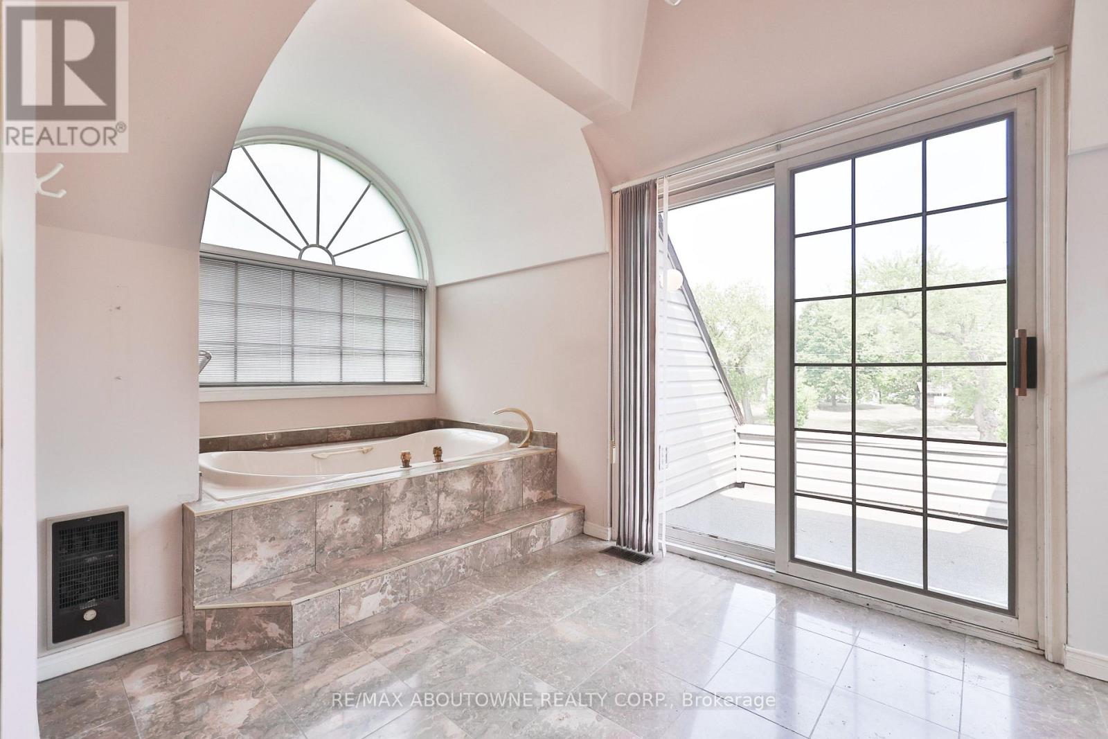 78 West River Street, Oakville (Br Bronte), Ontario  L6L 3B5 - Photo 30 - W12456105