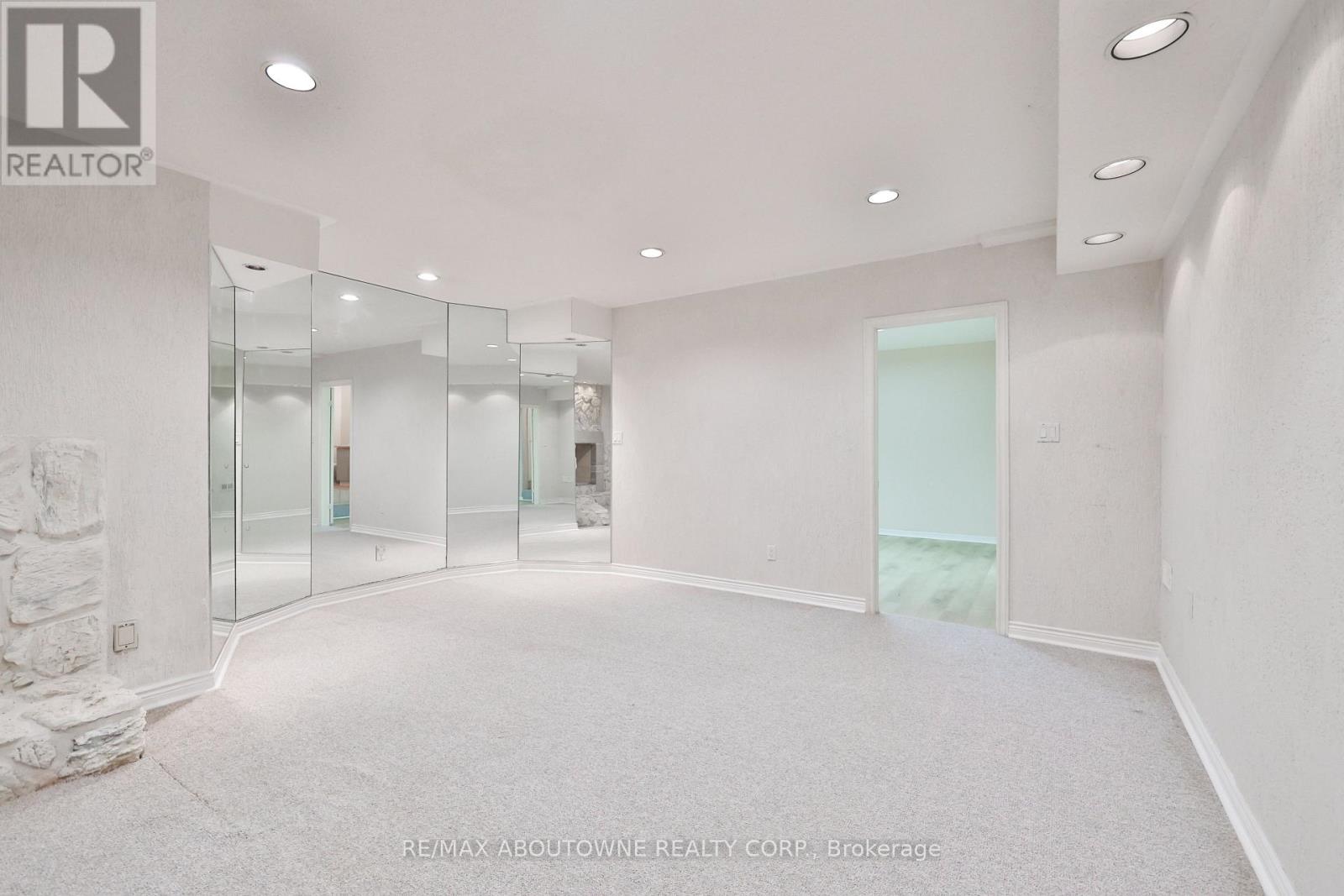 78 West River Street, Oakville (Br Bronte), Ontario  L6L 3B5 - Photo 42 - W12456105