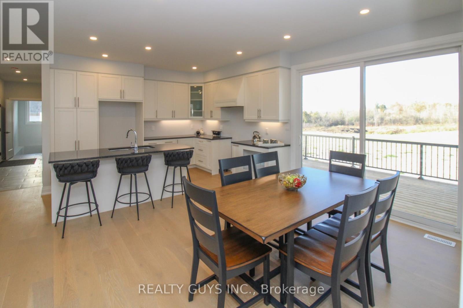 2418 Gwendolyn Court, Cavan Monaghan, Ontario  L0A 1C0 - Photo 21 - X12421092