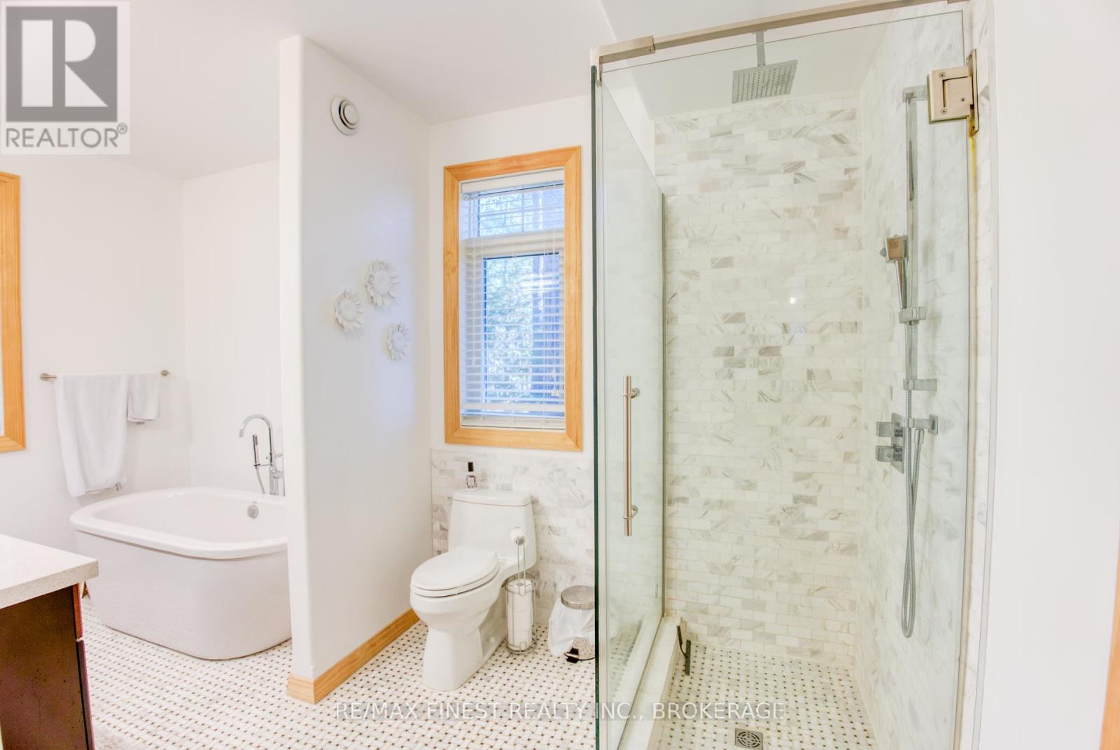 1102b Bebris Road, Central Frontenac, Ontario  K0H 1B0 - Photo 22 - X12443966