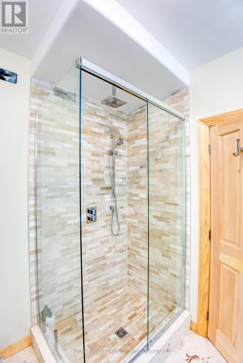 1102b Bebris Road, Central Frontenac, Ontario  K0H 1B0 - Photo 30 - X12443966