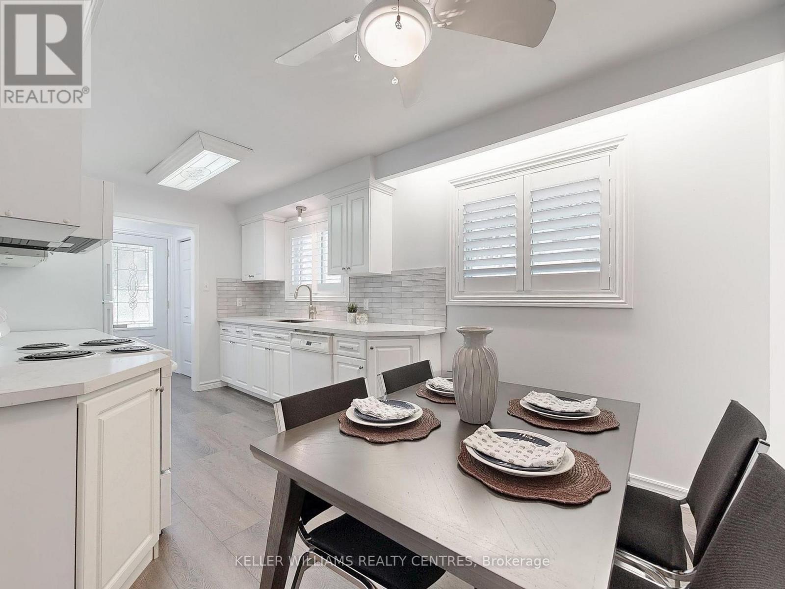 814 Arnold Crescent, Newmarket, Ontario  L3Y 2E2 - Photo 8 - N12489974