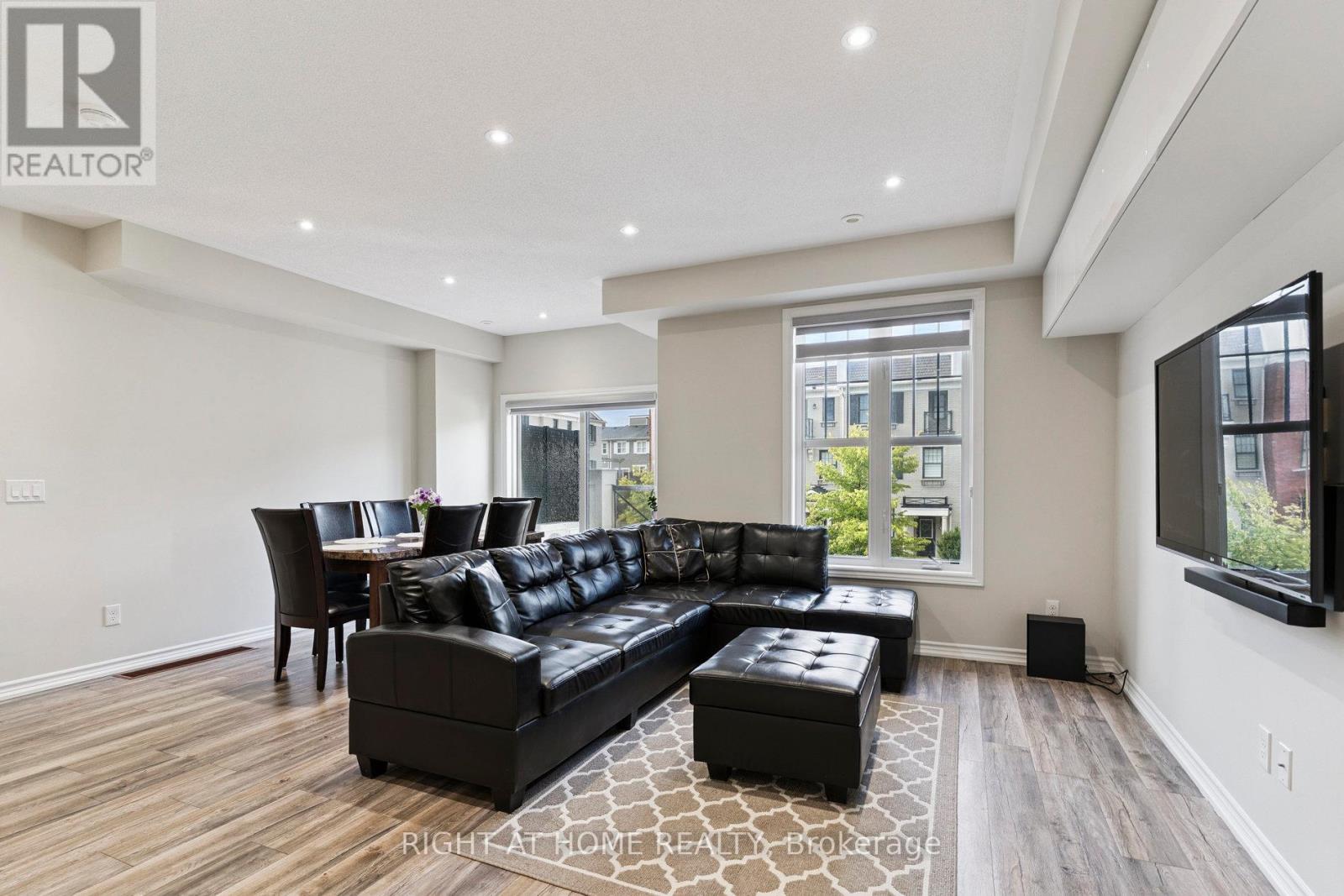 30 Boadway Crescent, Whitchurch-Stouffville, Ontario  L4A 1Y2 - Photo 14 - N12490150