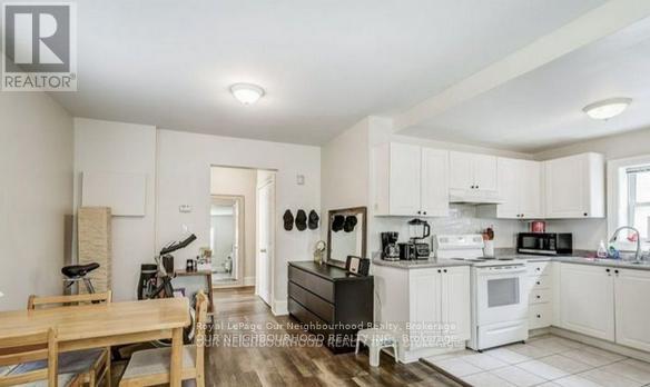 81 Wellington Street E, Aurora, Ontario  L4G 1H7 - Photo 13 - N12490170