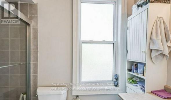 81 Wellington Street E, Aurora, Ontario  L4G 1H7 - Photo 16 - N12490170