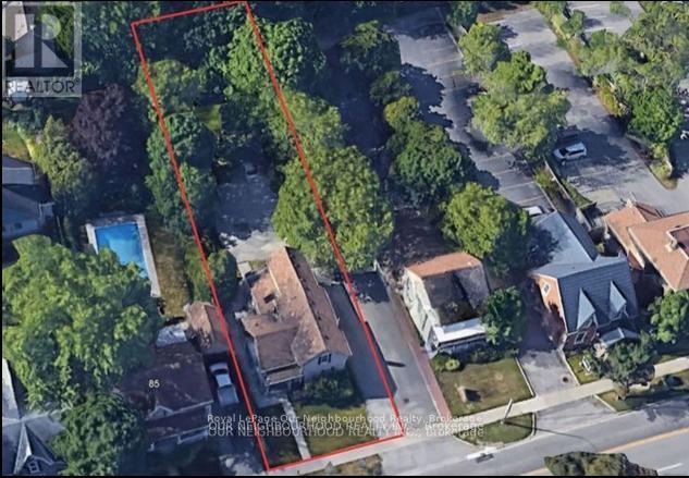 81 Wellington Street E, Aurora, Ontario  L4G 1H7 - Photo 3 - N12490170