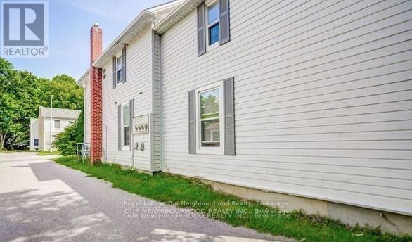 81 Wellington Street E, Aurora, Ontario  L4G 1H7 - Photo 37 - N12490170