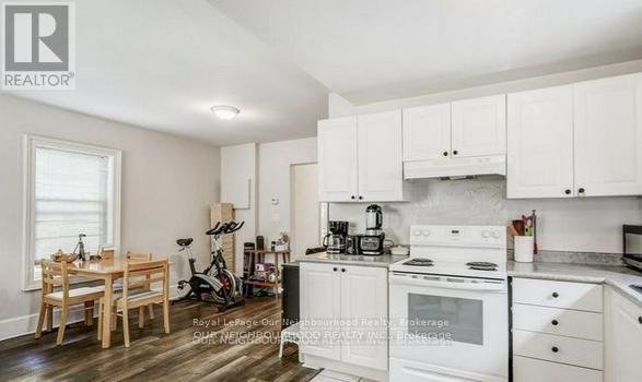 81 Wellington Street E, Aurora, Ontario  L4G 1H7 - Photo 8 - N12490170