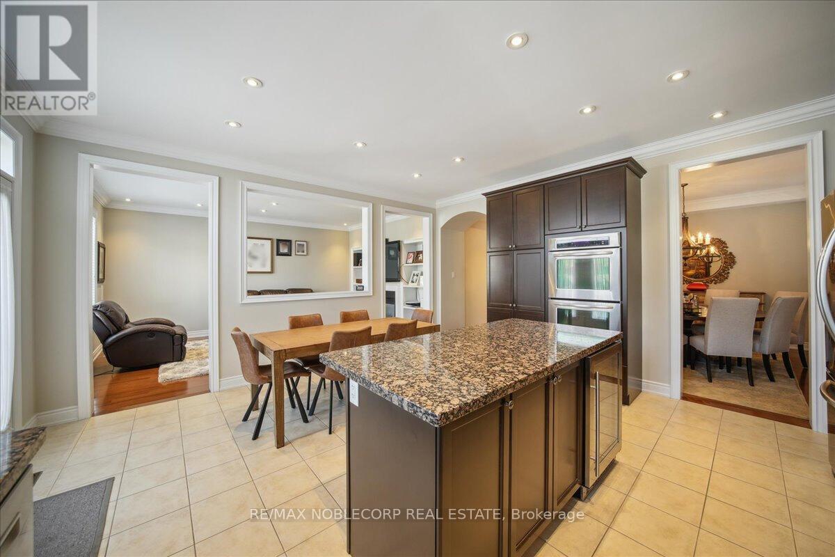 27 Gorman Avenue, Vaughan, Ontario  L4H 3L4 - Photo 12 - N12490186