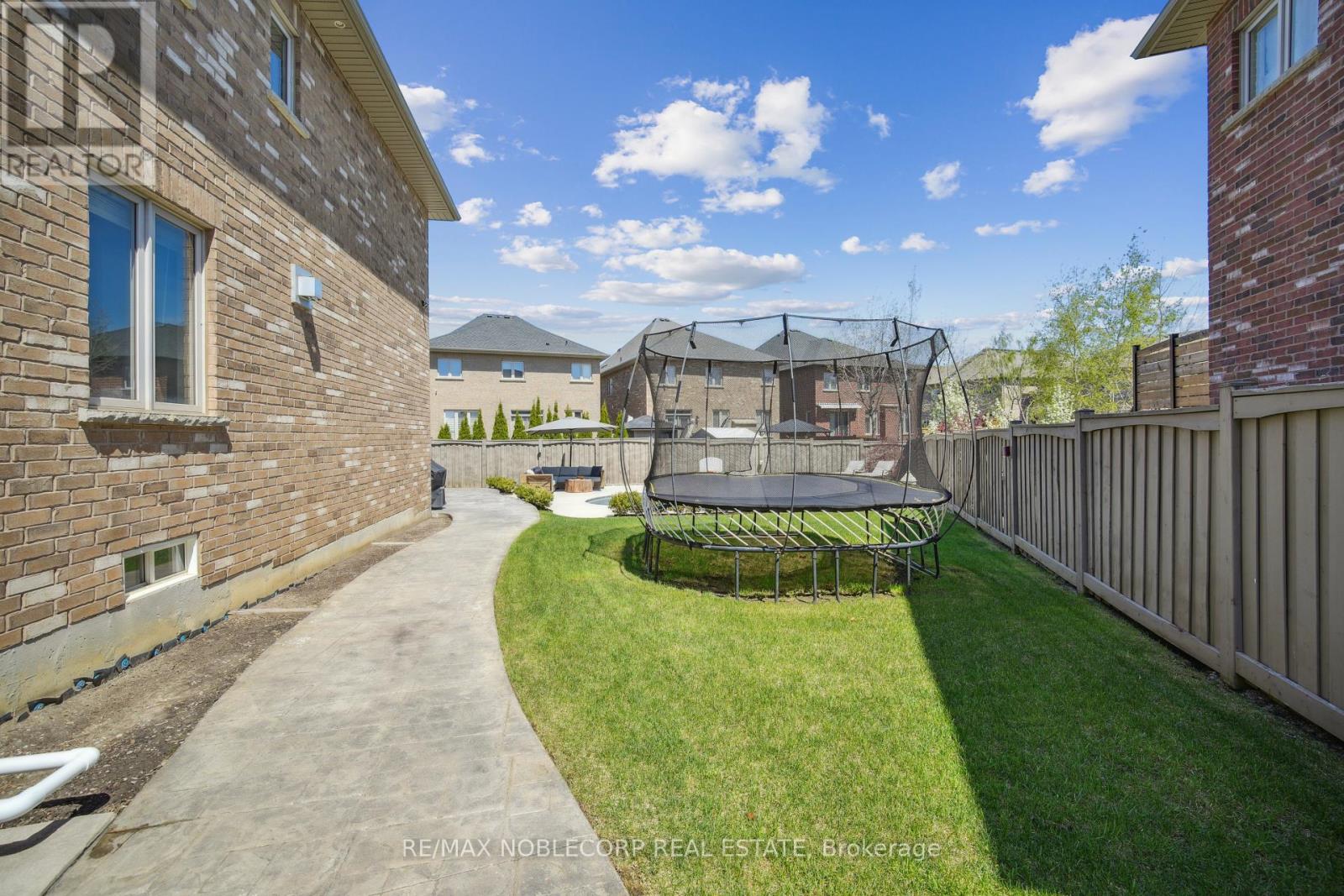 27 Gorman Avenue, Vaughan, Ontario  L4H 3L4 - Photo 42 - N12490186