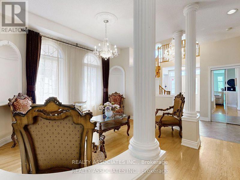 2 Lord Nelson Court, Richmond Hill, Ontario  L4S 1Y1 - Photo 11 - N12490214