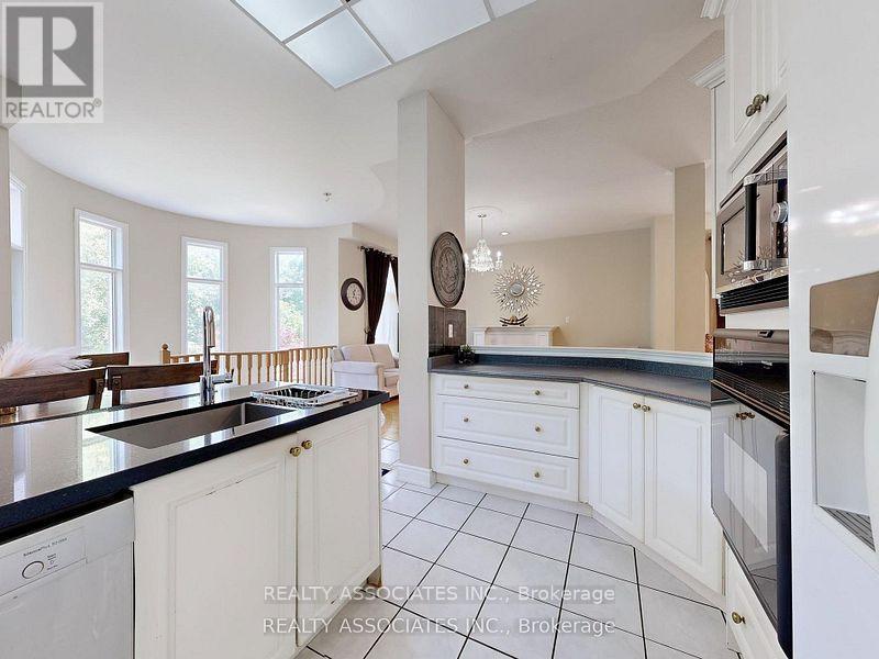 2 Lord Nelson Court, Richmond Hill, Ontario  L4S 1Y1 - Photo 21 - N12490214