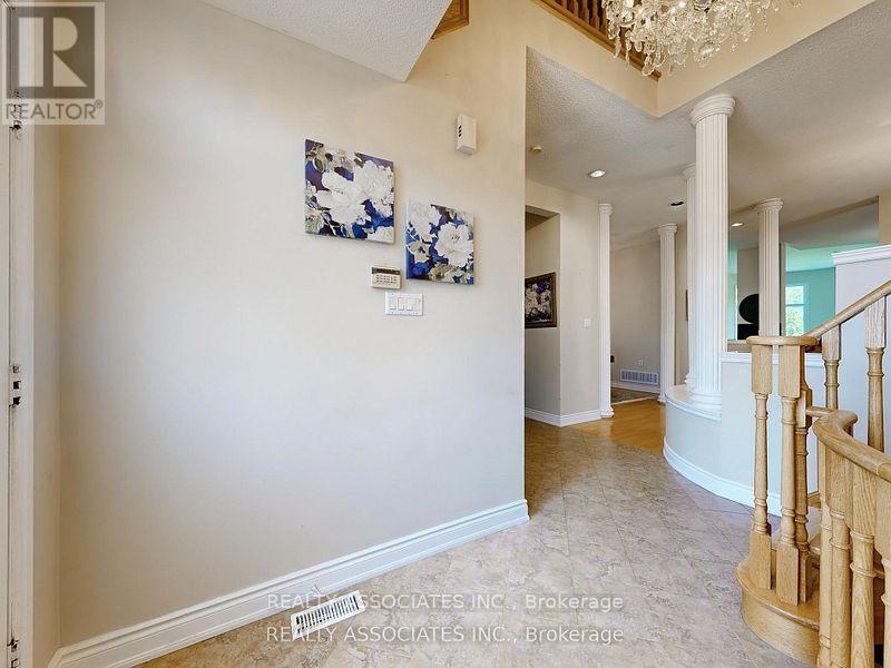 2 Lord Nelson Court, Richmond Hill, Ontario  L4S 1Y1 - Photo 31 - N12490214