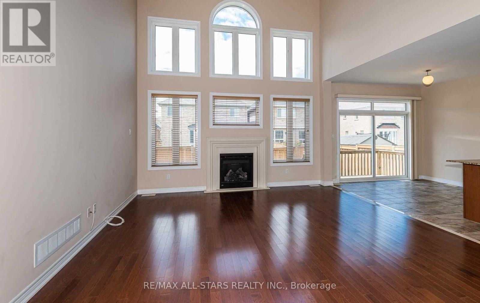 20 Beechener Street, Georgina, Ontario  L0E 1R0 - Photo 23 - N12490226