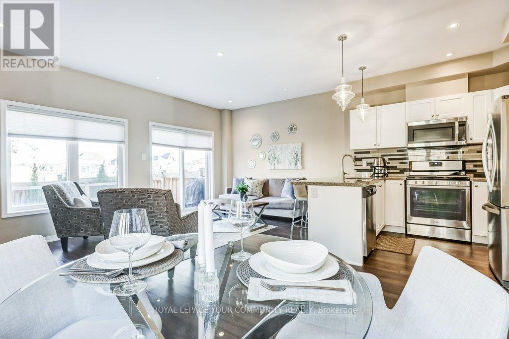 98 Kellington Trail, Whitchurch-Stouffville (Stouffville), Ontario  L4A 1X6 - Photo 11 - N12490244