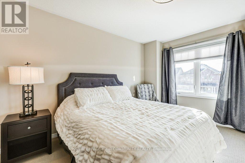 98 Kellington Trail, Whitchurch-Stouffville (Stouffville), Ontario  L4A 1X6 - Photo 23 - N12490244