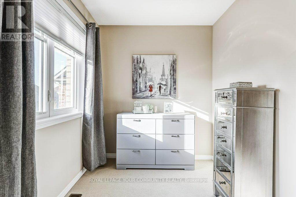 98 Kellington Trail, Whitchurch-Stouffville (Stouffville), Ontario  L4A 1X6 - Photo 25 - N12490244