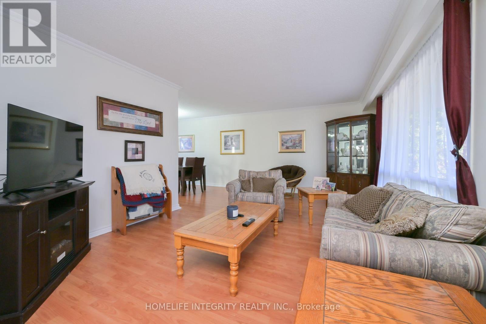 9 Greenaway Street, New Tecumseth, Ontario  L0G 1W0 - Photo 11 - N12490252