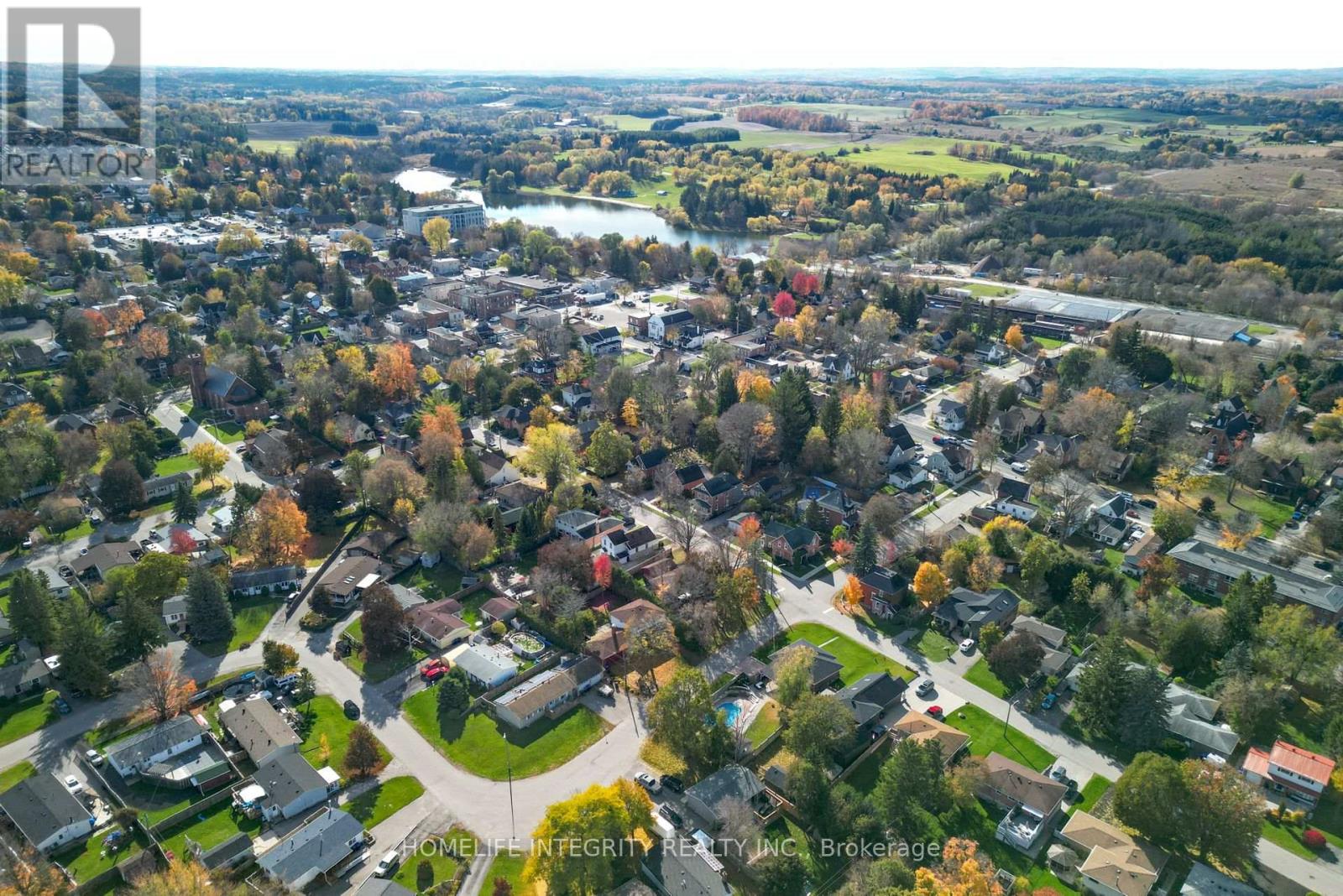 9 Greenaway Street, New Tecumseth, Ontario  L0G 1W0 - Photo 39 - N12490252