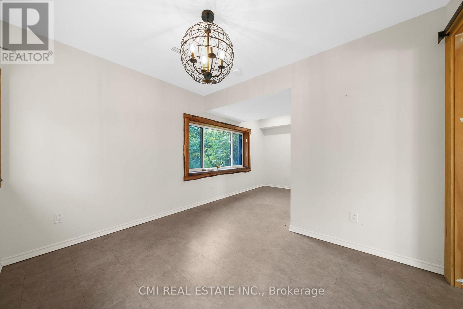 43 Perry Street, Barrie (Queen's Park), Ontario  L4N 2G2 - Photo 28 - S12489984