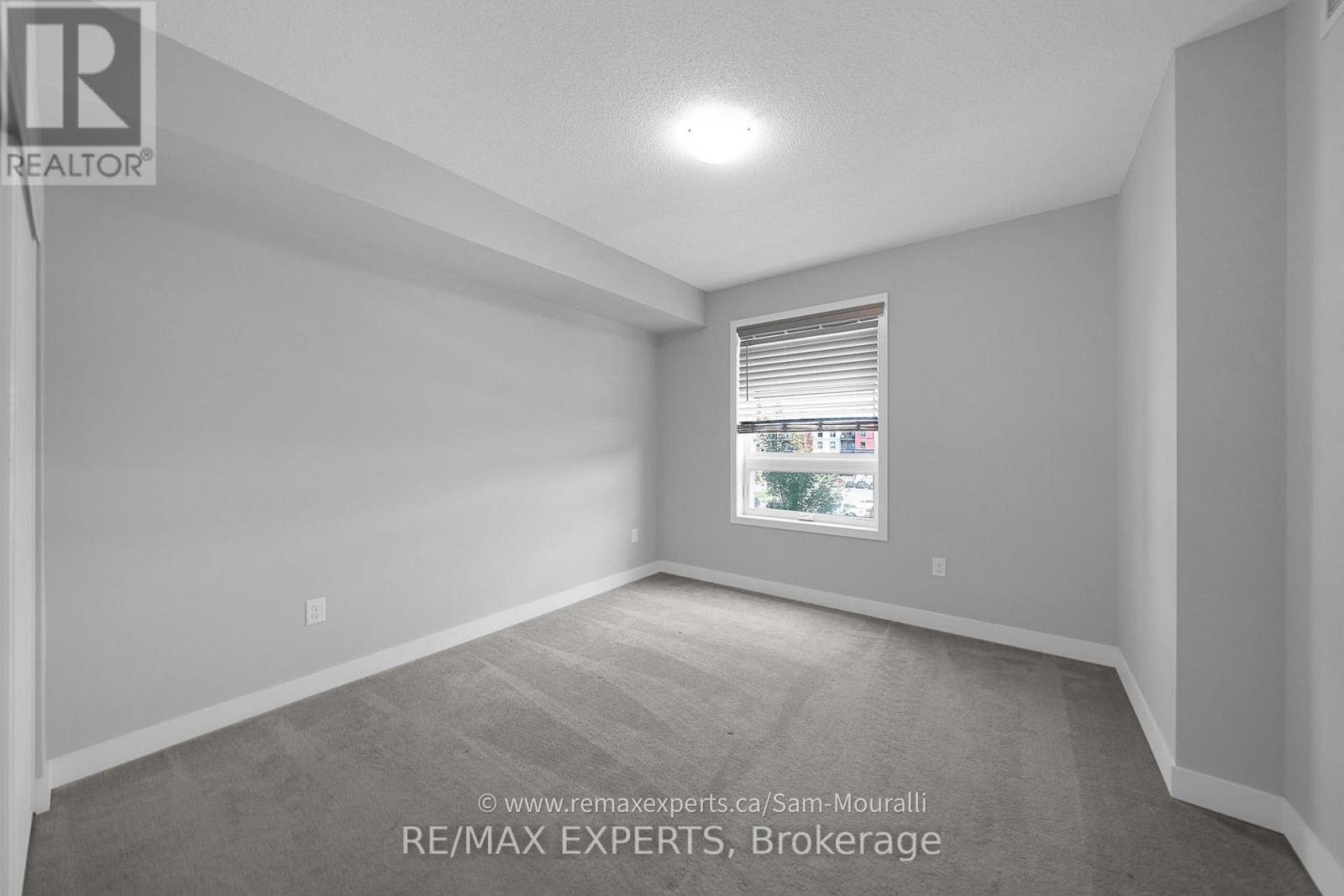 207 - 6 Spice Way, Barrie, Ontario  L9J 0J9 - Photo 27 - S12490156