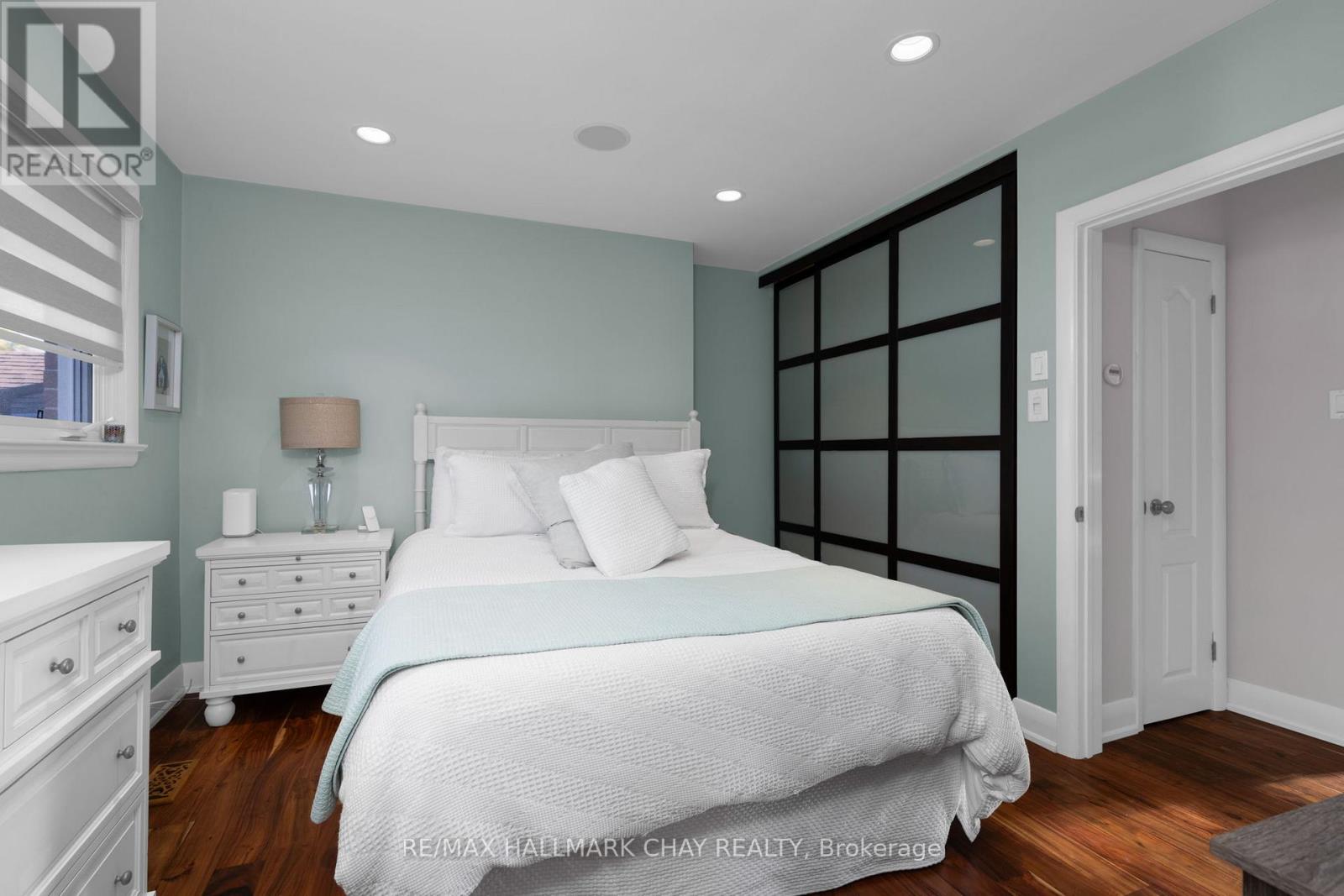 15 Bothwell Crescent, Barrie (Wellington), Ontario  L4M 2S7 - Photo 15 - S12490168