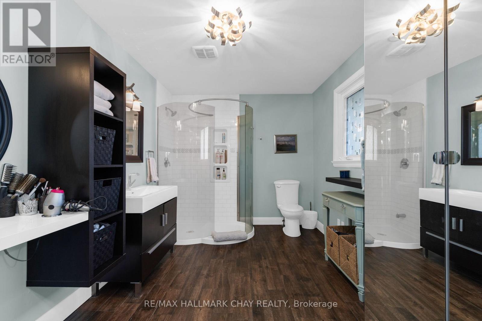 15 Bothwell Crescent, Barrie (Wellington), Ontario  L4M 2S7 - Photo 16 - S12490168