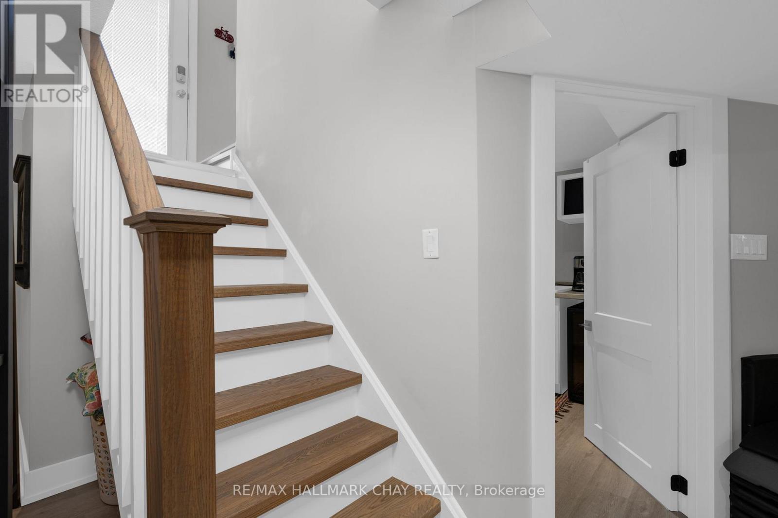 15 Bothwell Crescent, Barrie (Wellington), Ontario  L4M 2S7 - Photo 22 - S12490168