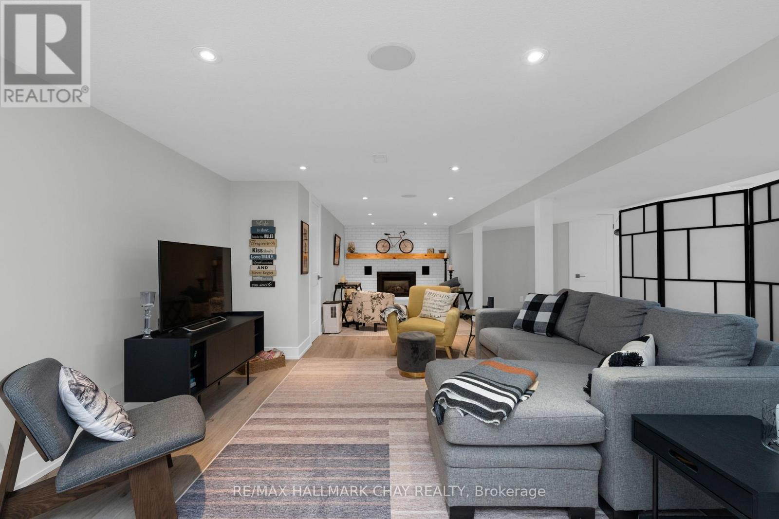 15 Bothwell Crescent, Barrie (Wellington), Ontario  L4M 2S7 - Photo 24 - S12490168