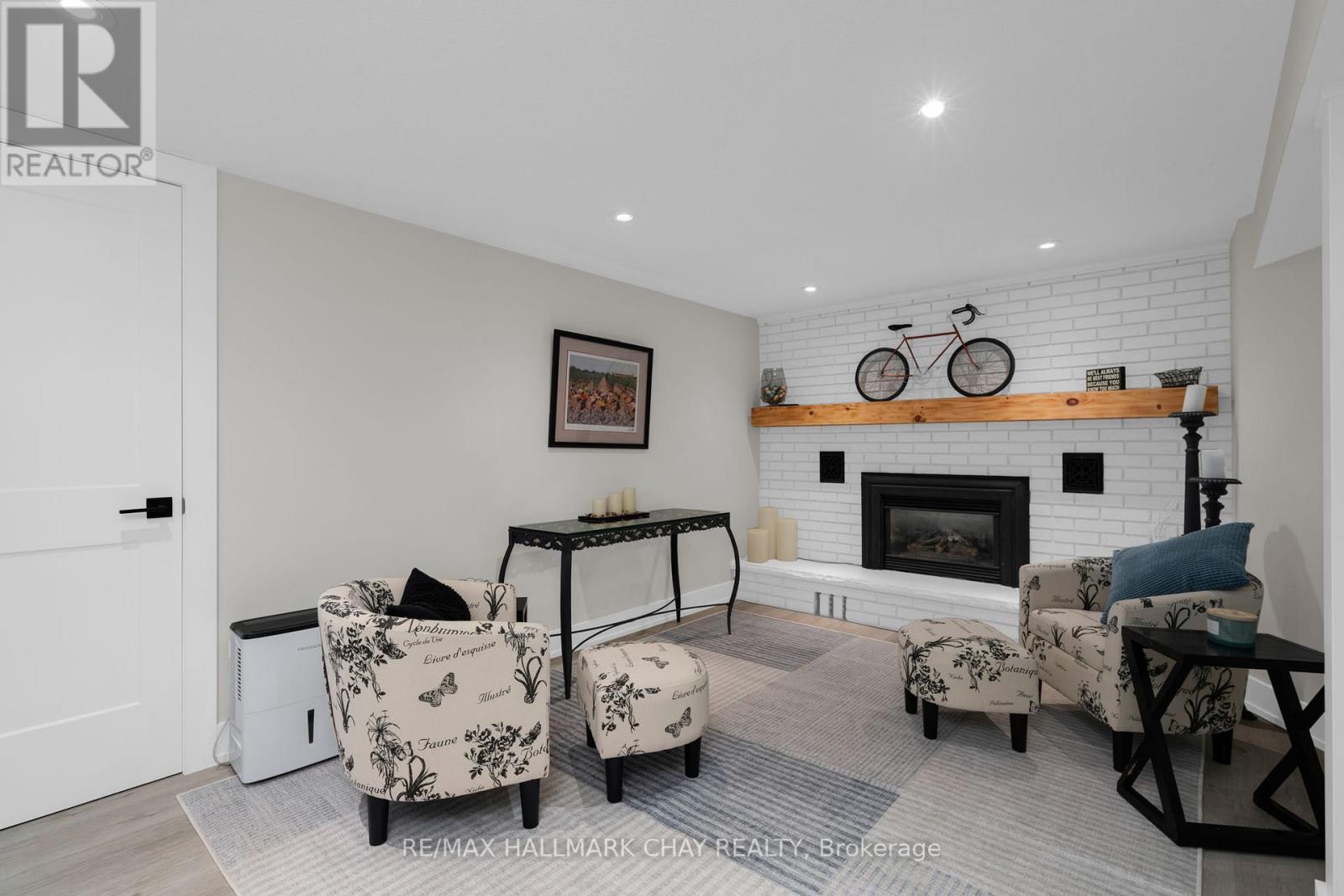 15 Bothwell Crescent, Barrie (Wellington), Ontario  L4M 2S7 - Photo 27 - S12490168