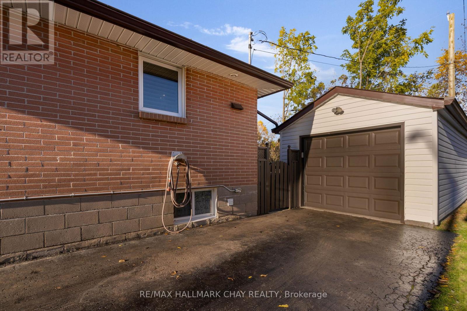 15 Bothwell Crescent, Barrie (Wellington), Ontario  L4M 2S7 - Photo 40 - S12490168