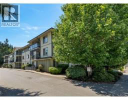 207 2568 Dingwall St Duneden Court