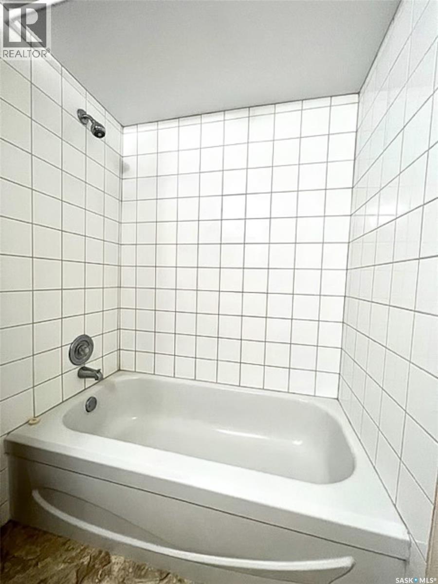 3 34 Central Avenue S, Swift Current, Saskatchewan  S9H 3E6 - Photo 8 - SK017943