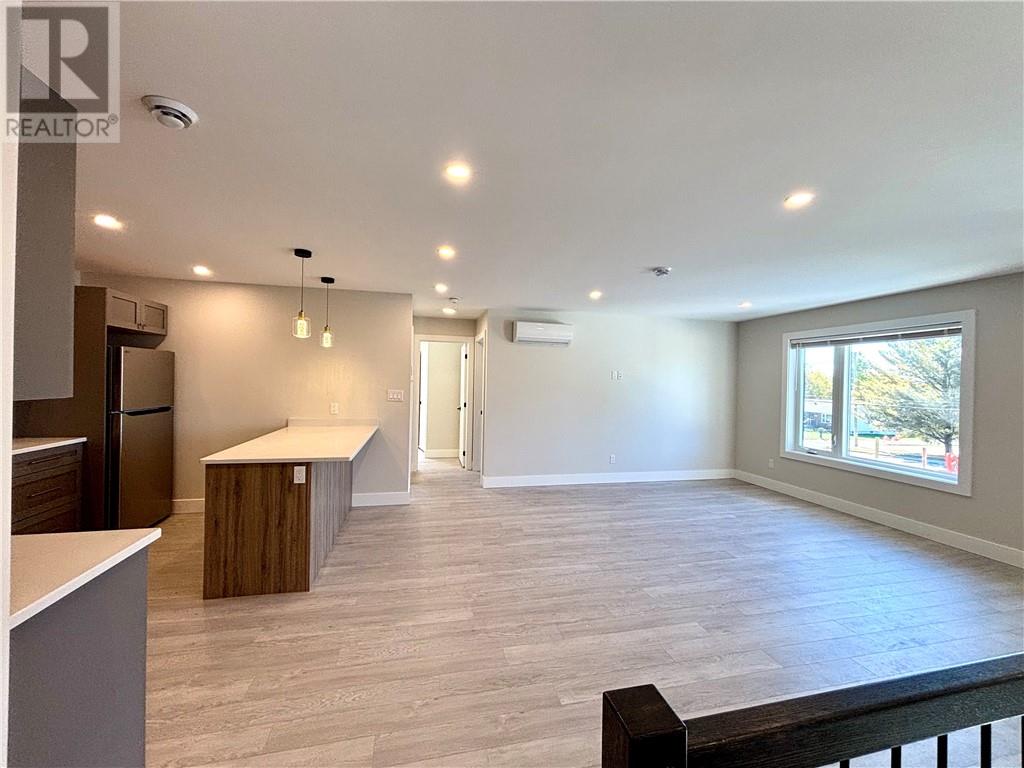 214 Moonlight Avenue, Sudbury, Ontario  P3B 3W1 - Photo 4 - 2125436