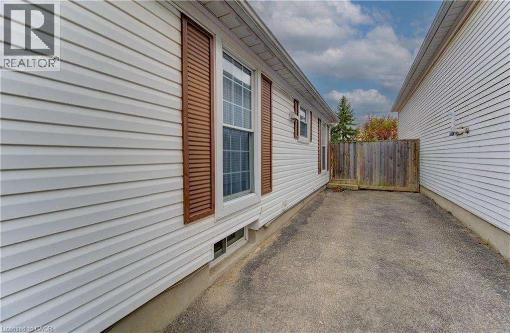 113 Wake Robin Drive, Kitchener, Ontario  N2E 3L4 - Photo 43 - 40782075