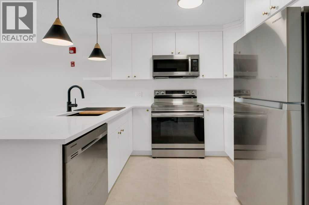 140, 30 Richard Court Sw, Calgary, Alberta  T3E 7N9 - Photo 4 - A2252935