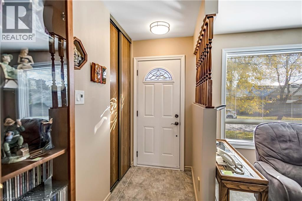 58 Muscot Drive, Stoney Creek, Ontario  L8J 2B3 - Photo 5 - 40784301