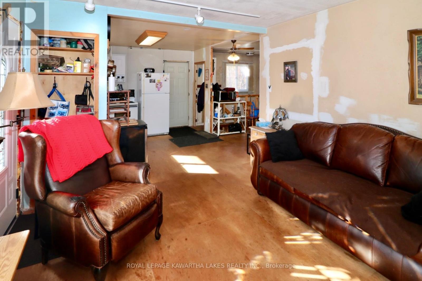 1721 Newton Street, Tay, Ontario  L0K 1N0 - Photo 18 - S12490278