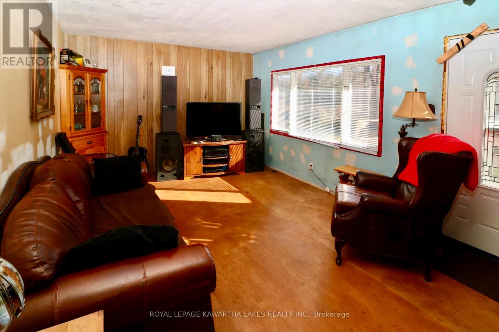 1721 Newton Street, Tay, Ontario  L0K 1N0 - Photo 19 - S12490278