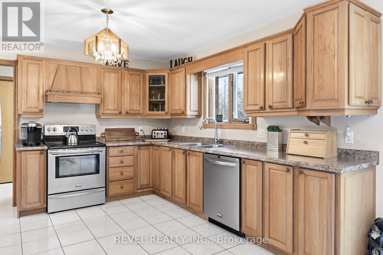 2371 County Rd 48 Road, Kawartha Lakes, Ontario K0M 2B0 - Photo 6 - X12490432