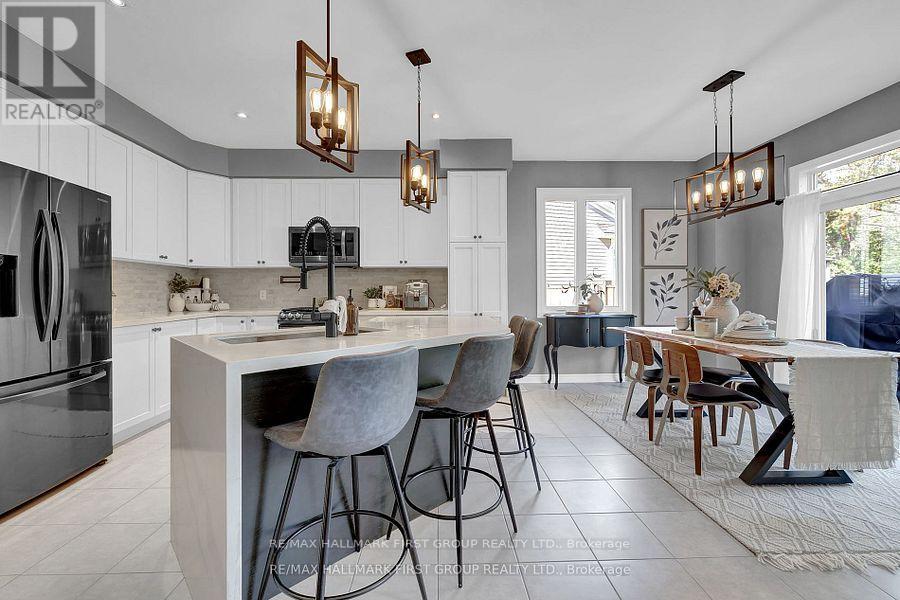 7 Primeau Crescent, Kawartha Lakes (Lindsay), Ontario  K9V 0M6 - Photo 12 - X12490448