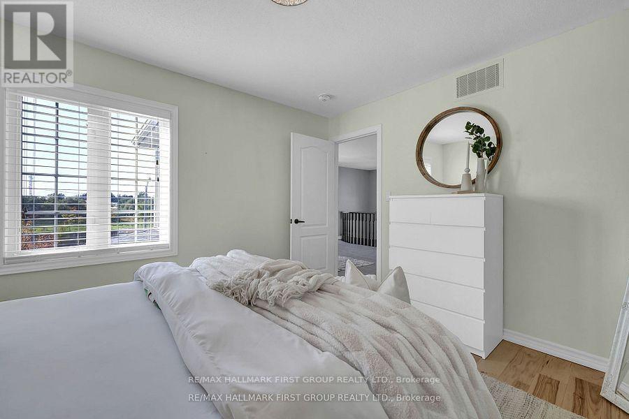 7 Primeau Crescent, Kawartha Lakes (Lindsay), Ontario  K9V 0M6 - Photo 29 - X12490448