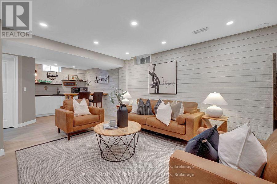 7 Primeau Crescent, Kawartha Lakes (Lindsay), Ontario  K9V 0M6 - Photo 39 - X12490448