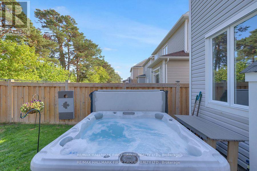 7 Primeau Crescent, Kawartha Lakes (Lindsay), Ontario  K9V 0M6 - Photo 47 - X12490448