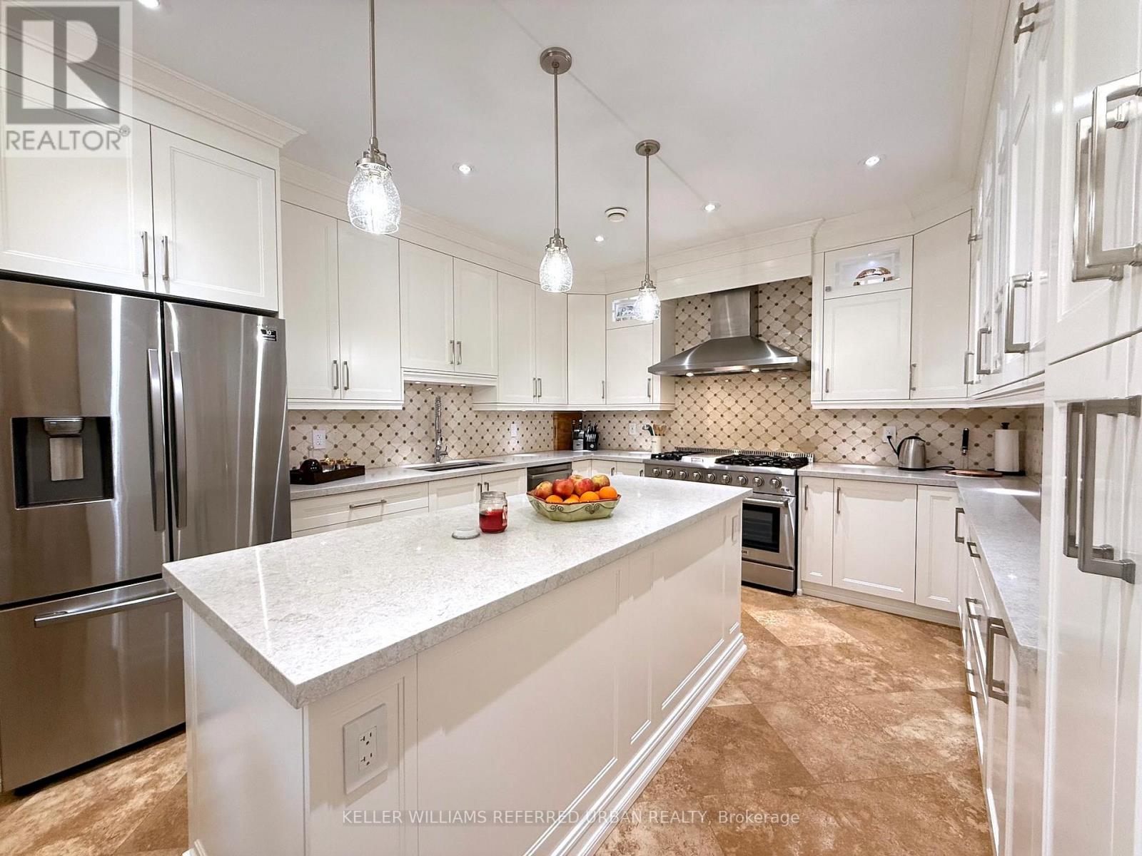 72 Laurel Avenue, Toronto, Ontario  M9B 4T2 - Photo 14 - W12490028